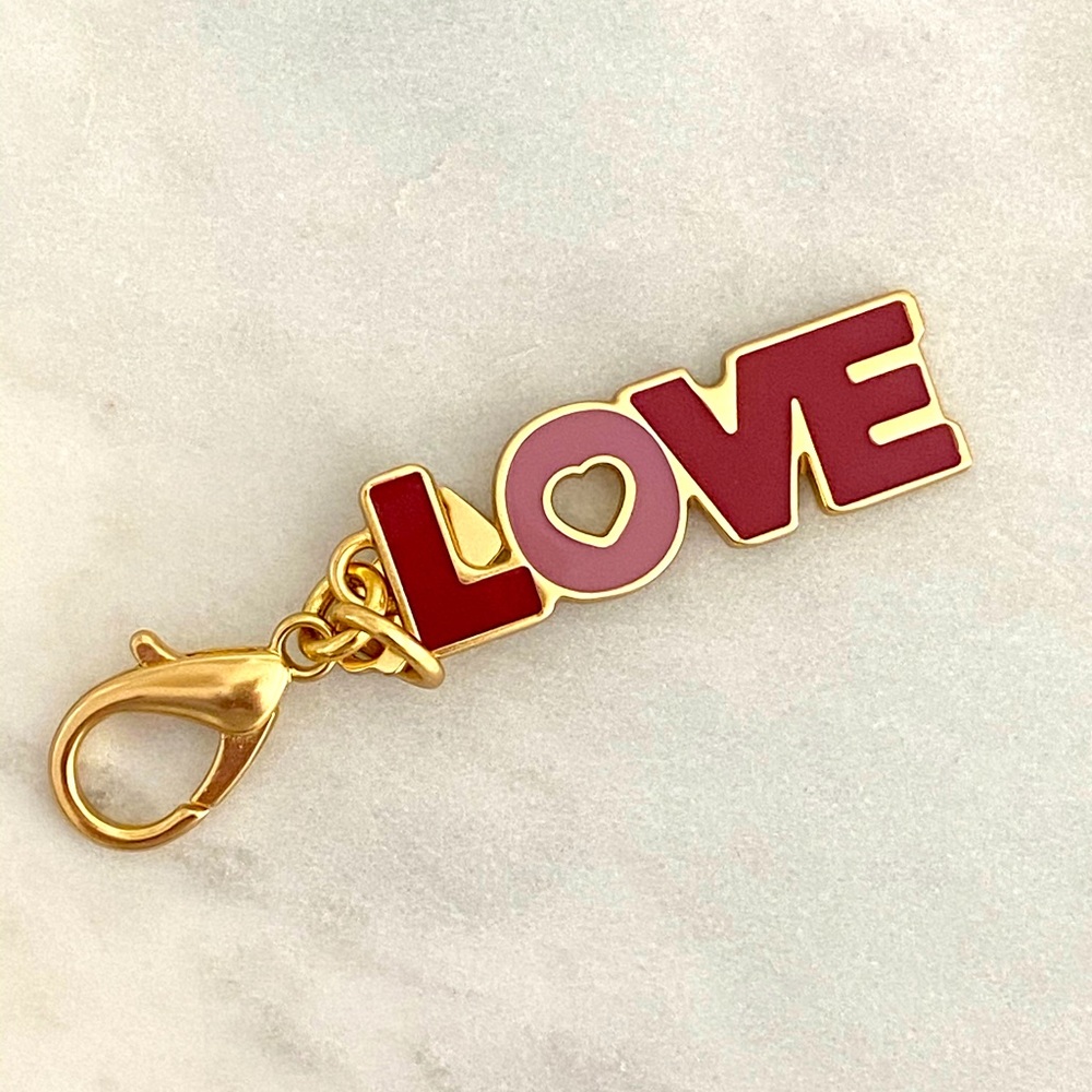 🆕 COACH LOVE CHARM